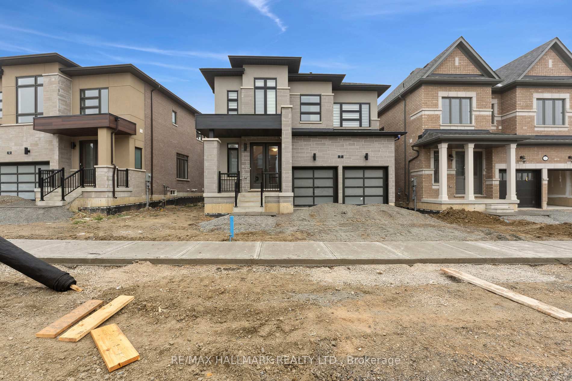 Photo 3 of 7 Kessler Drive, Caledon, Rural Caledon — HOMEH