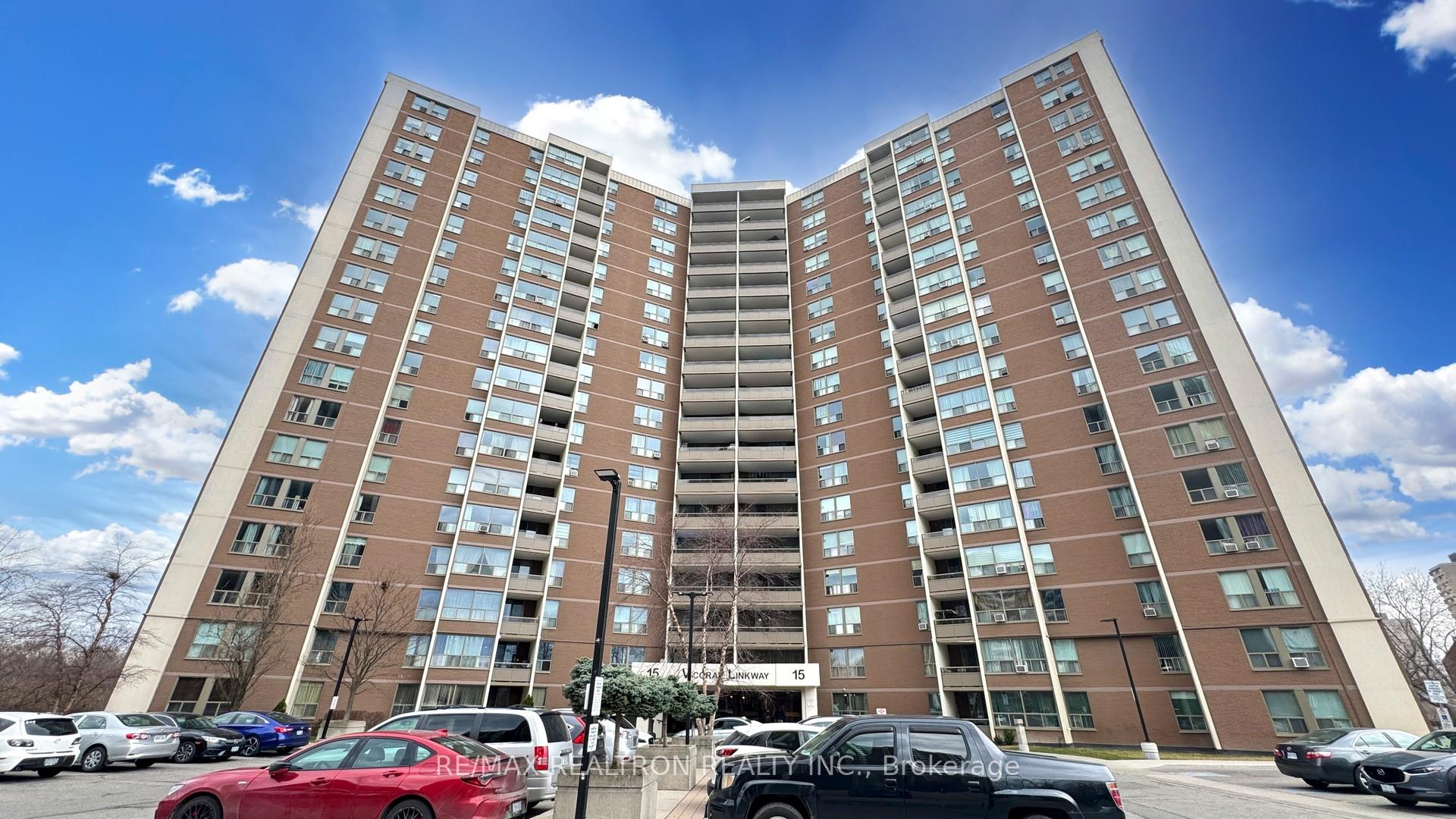 Photo 3 of Unit 903, 15 Vicora Linkway, Toronto, Flemingdon Park — HOMEH