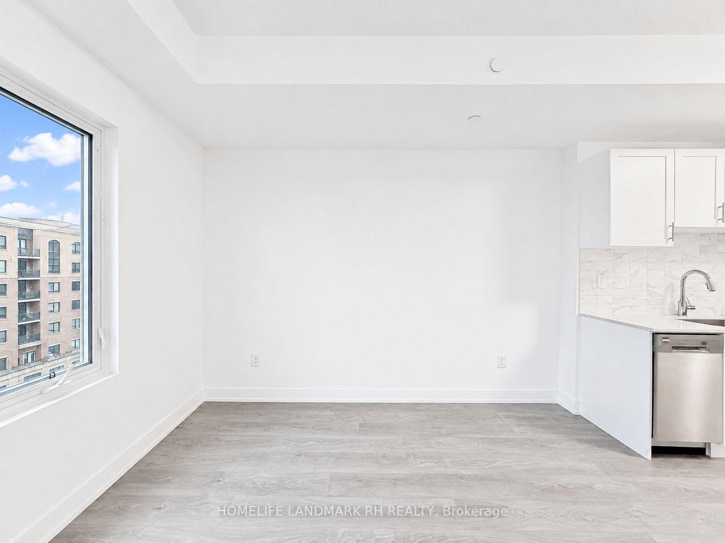 Photo 11 of Unit 507, 715 Davis Drive, Newmarket, Huron Heights-Leslie Valley — HOMEH