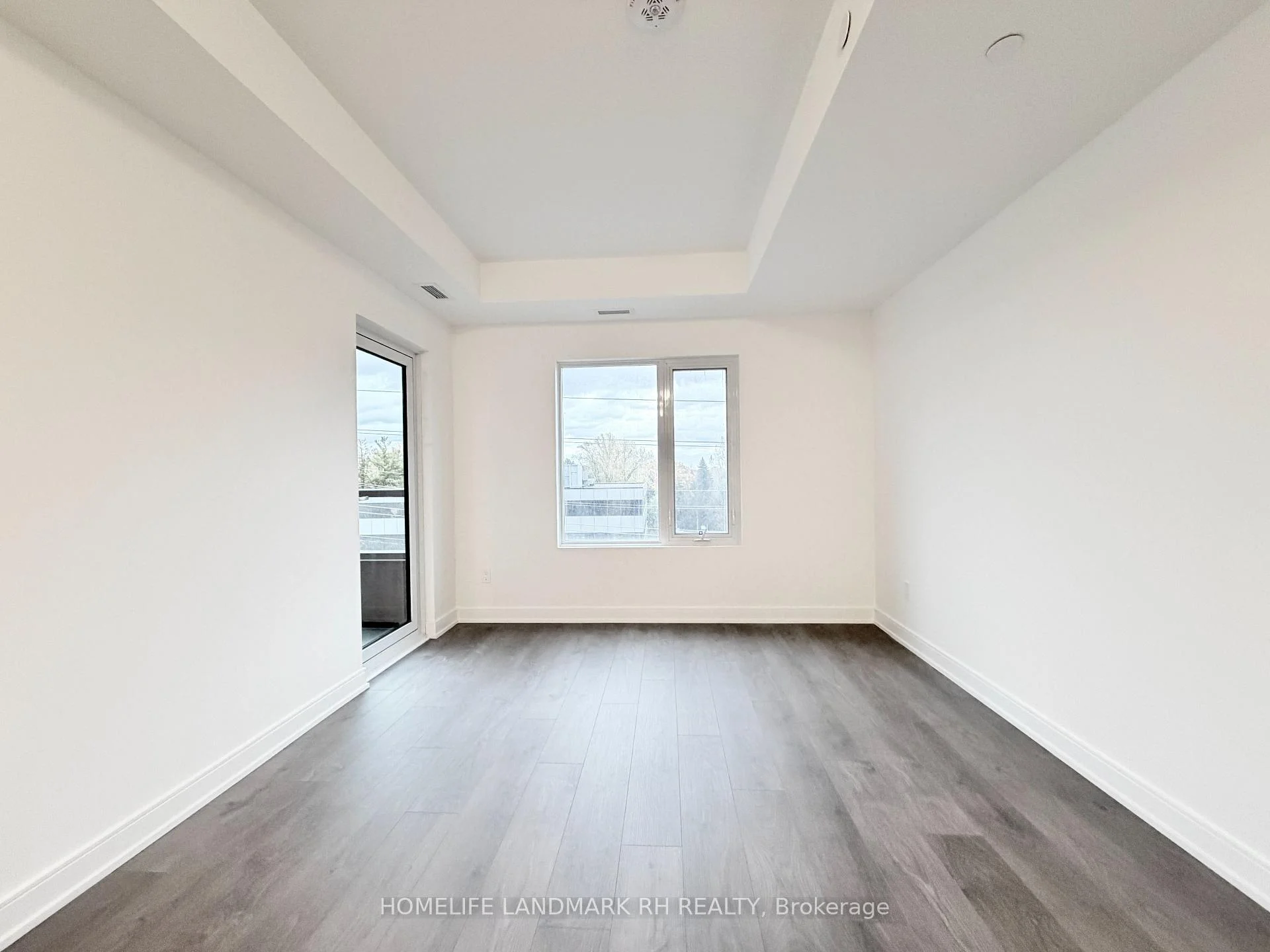 Photo 6 of Unit 507, 715 Davis Drive, Newmarket, Huron Heights-Leslie Valley — HOMEH
