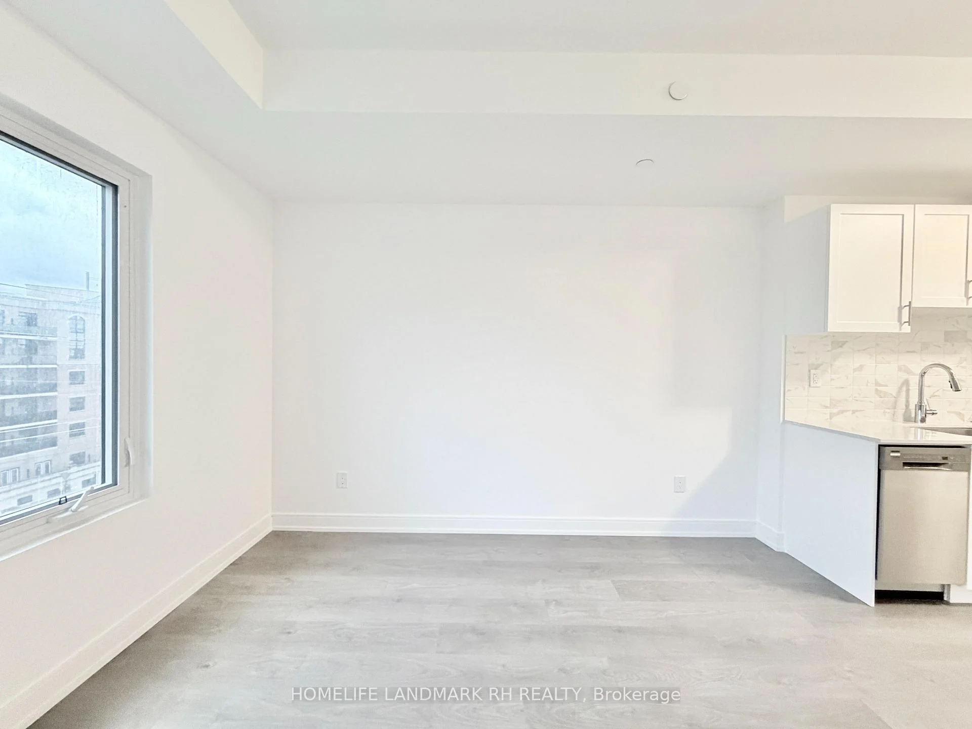 Photo 12 of Unit 507, 715 Davis Drive, Newmarket, Huron Heights-Leslie Valley — HOMEH
