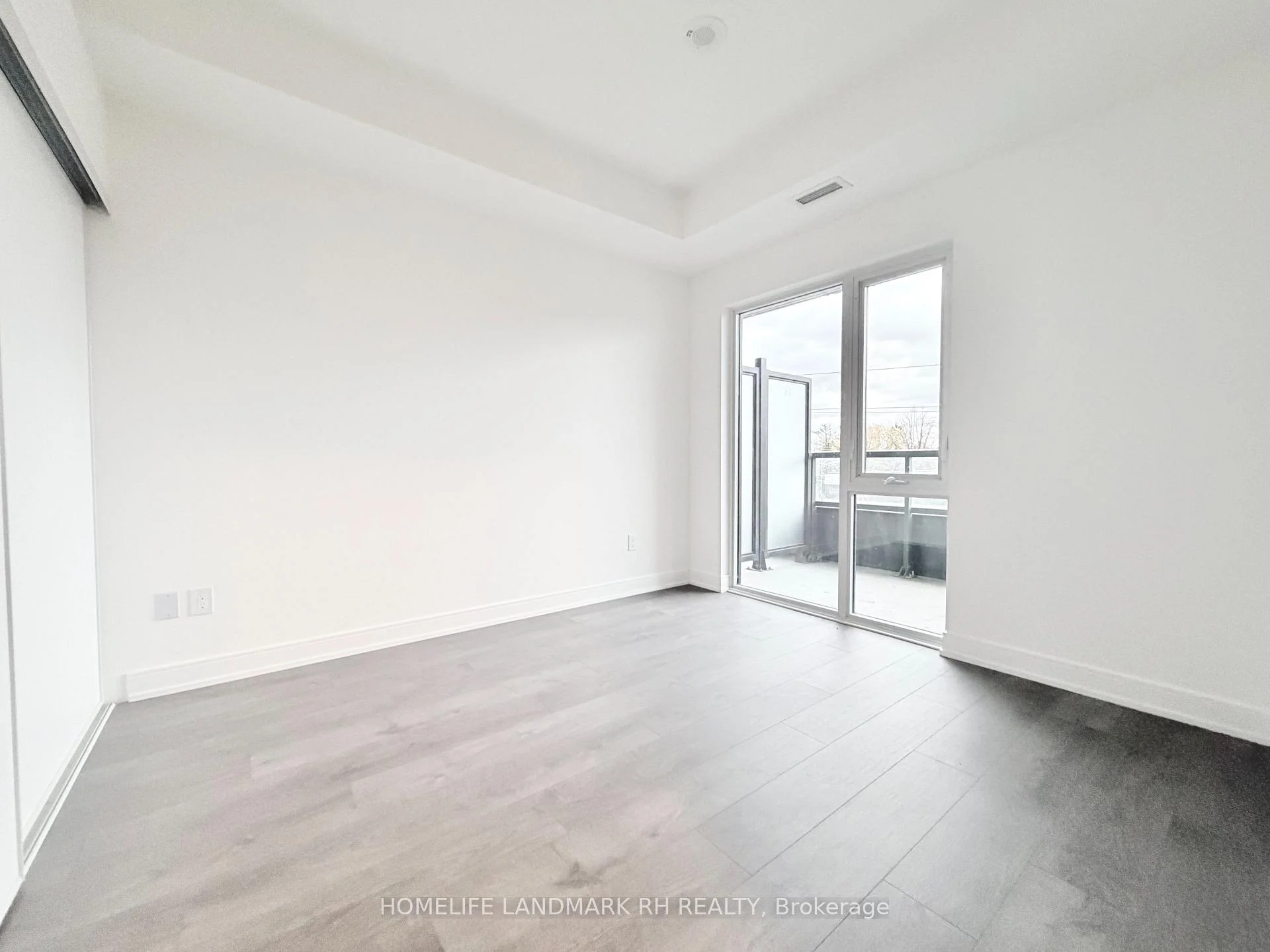 Photo 16 of Unit 507, 715 Davis Drive, Newmarket, Huron Heights-Leslie Valley — HOMEH