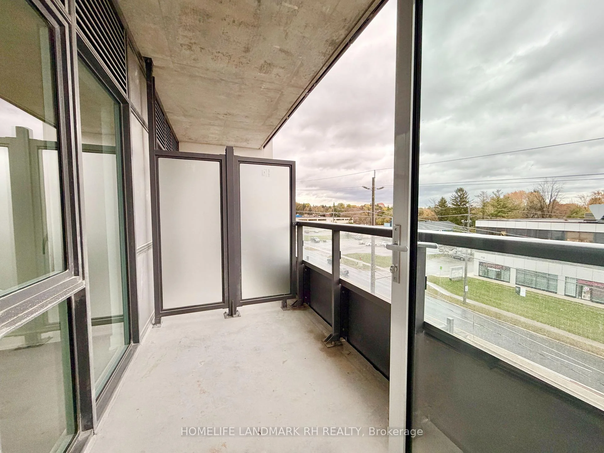 Photo 20 of Unit 507, 715 Davis Drive, Newmarket, Huron Heights-Leslie Valley — HOMEH