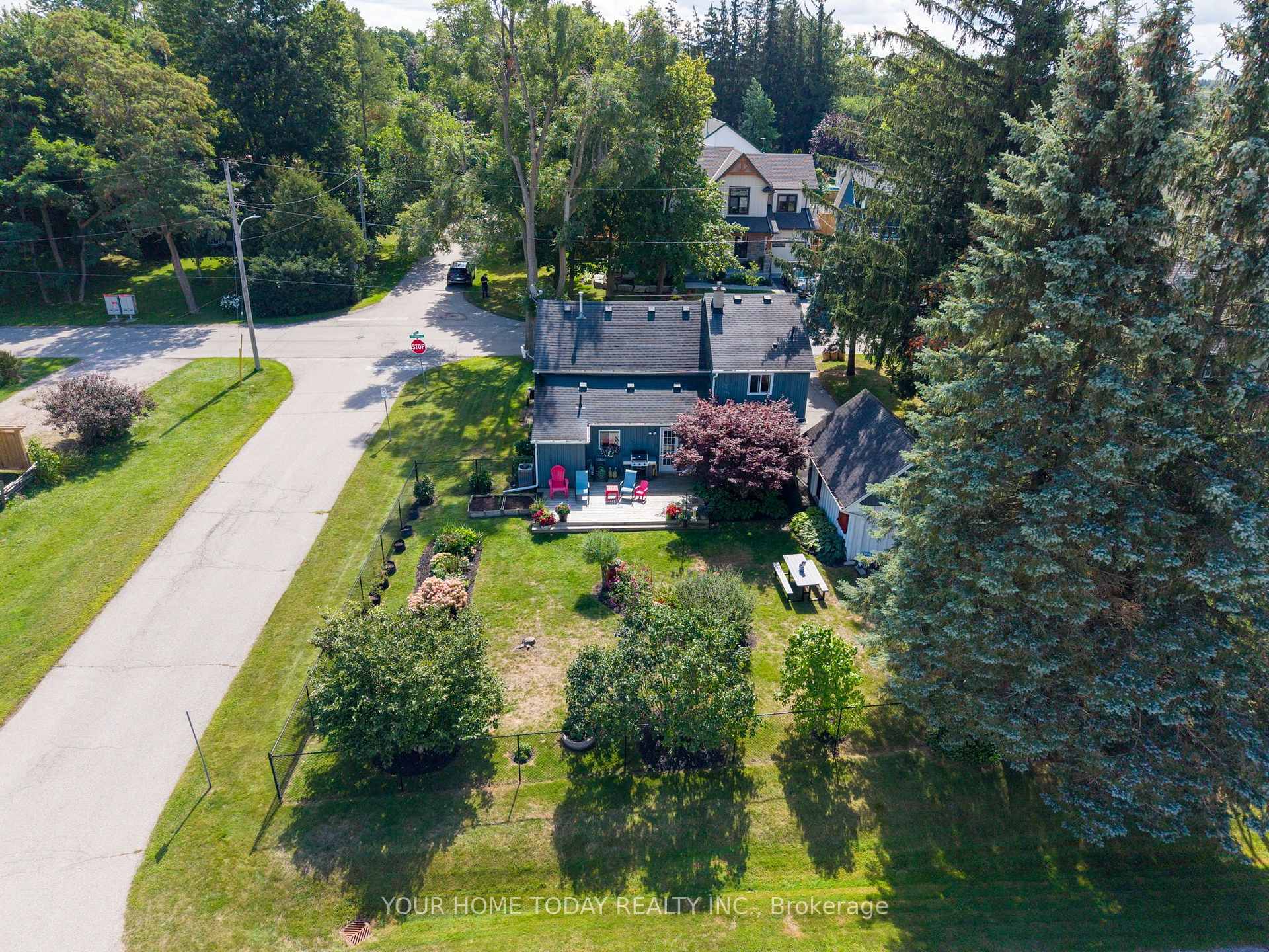 Photo 7 of 126 Gzowski Street, Guelph/Eramosa, Rockwood — HOMEH