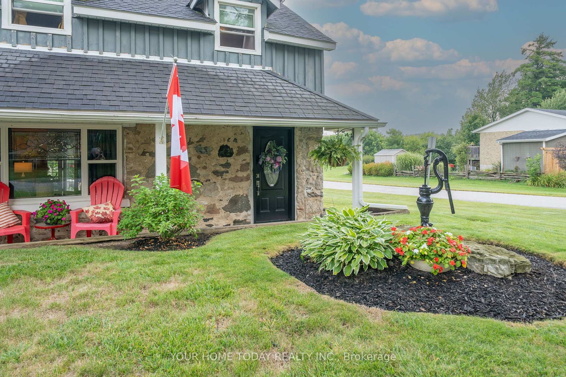 Photo 8 of 126 Gzowski Street, Guelph/Eramosa, Rockwood — HOMEH