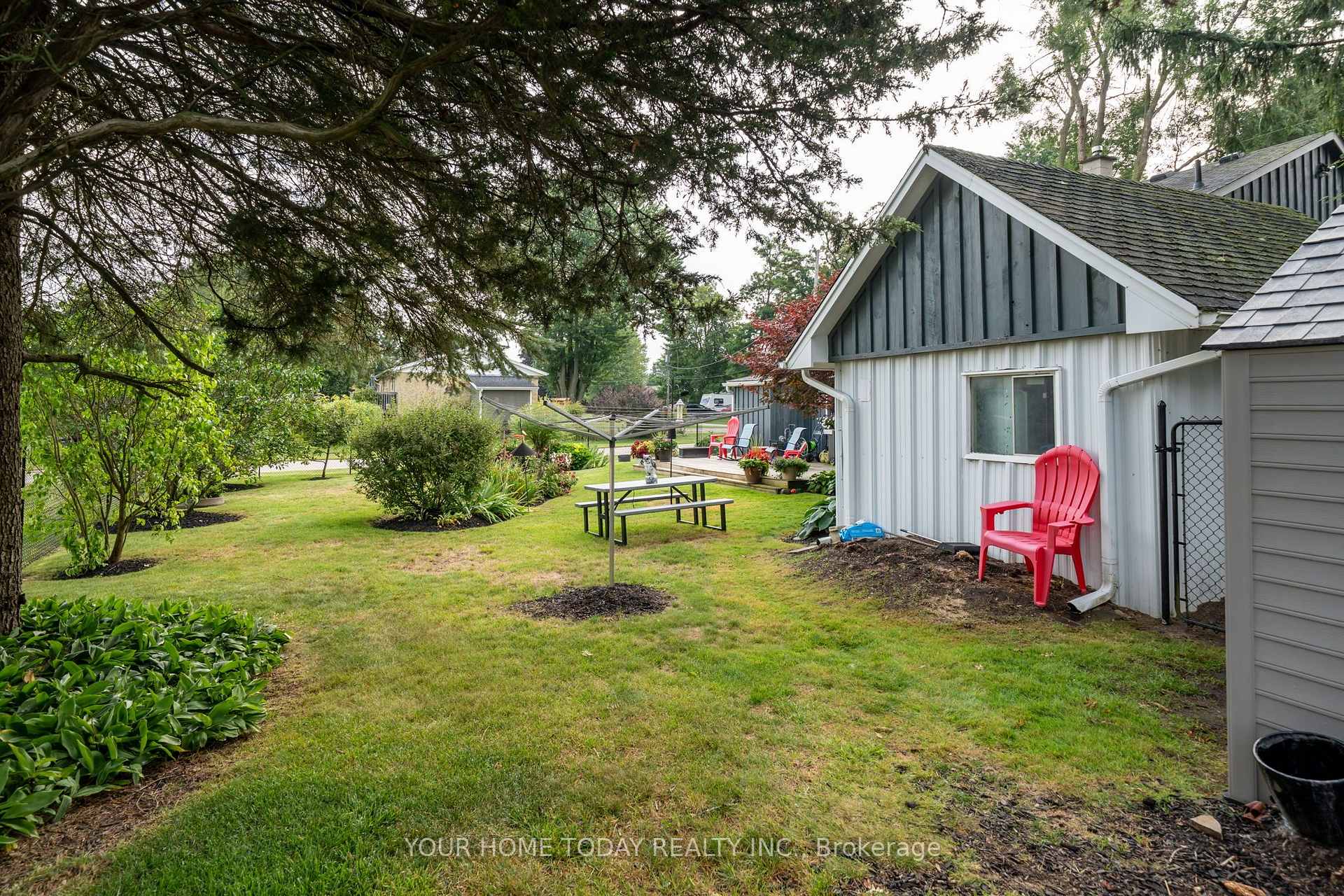Photo 40 of 126 Gzowski Street, Guelph/Eramosa, Rockwood — HOMEH
