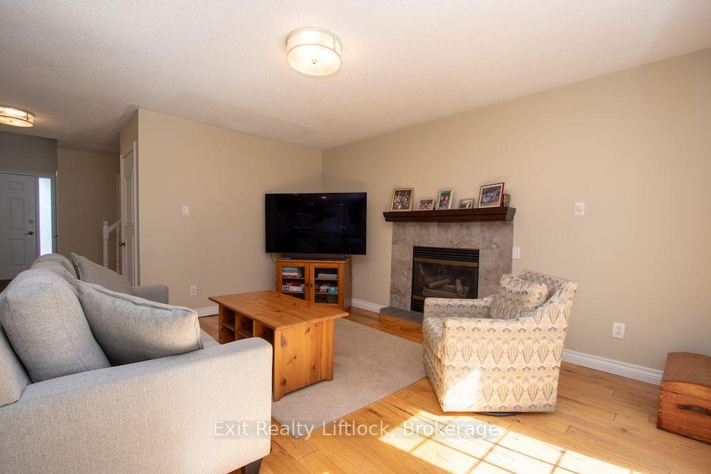 Photo 13 of 3133 Frances Stewart Road, Peterborough, Ashburnham Ward 4 — HOMEH