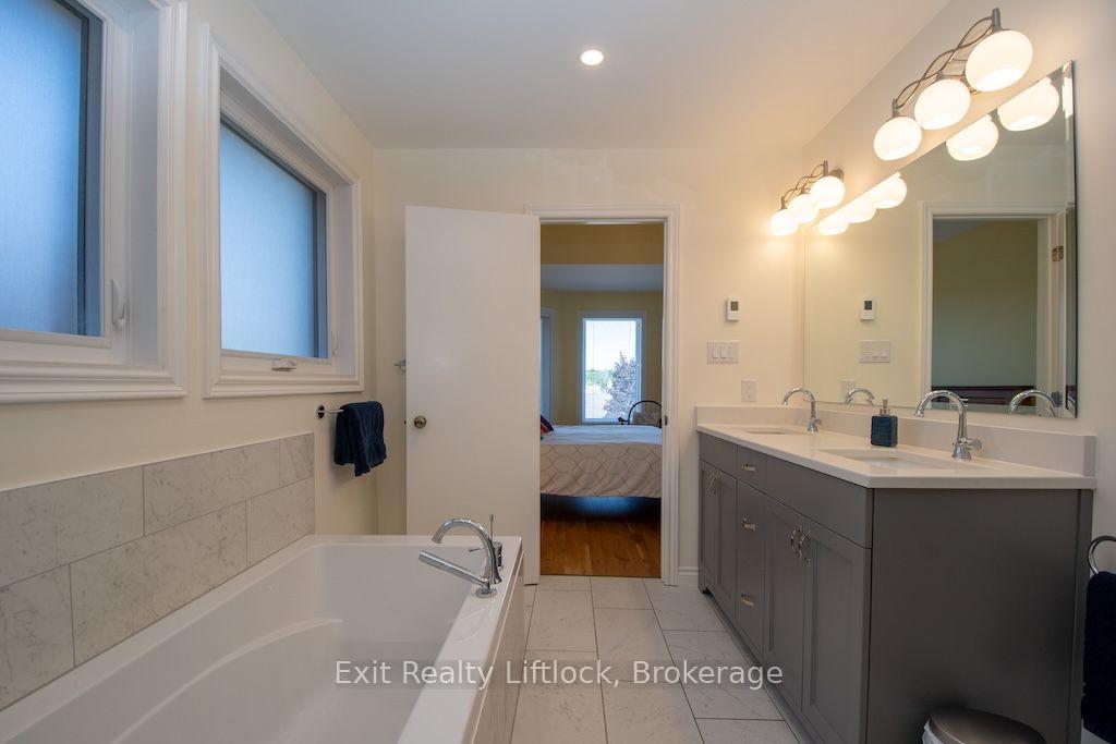 Photo 19 of 3133 Frances Stewart Road, Peterborough, Ashburnham Ward 4 — HOMEH