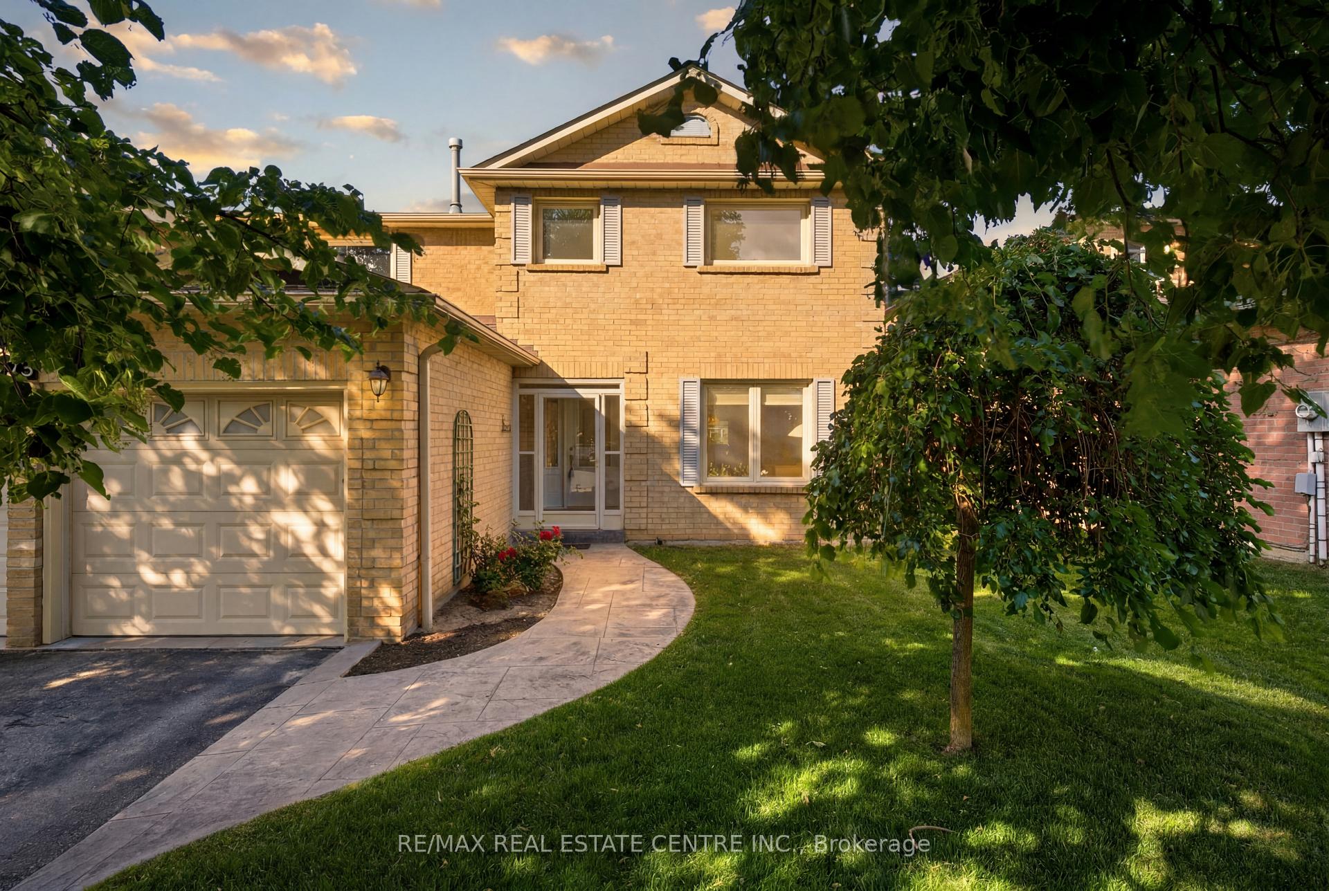 Photo 2 of 23 Deer Valley Drive, Caledon, Bolton West — HOMEH