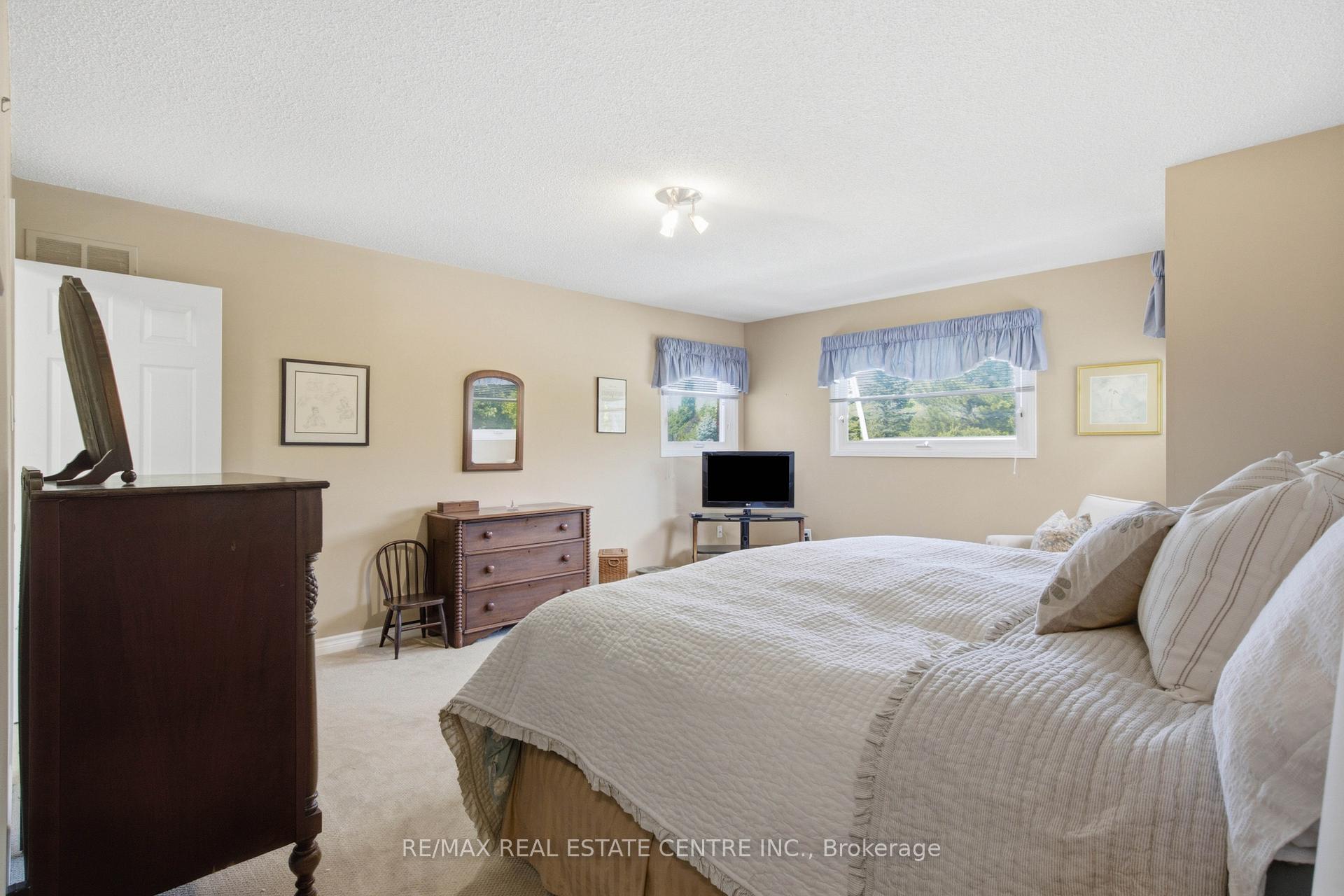 Photo 22 of 23 Deer Valley Drive, Caledon, Bolton West — HOMEH