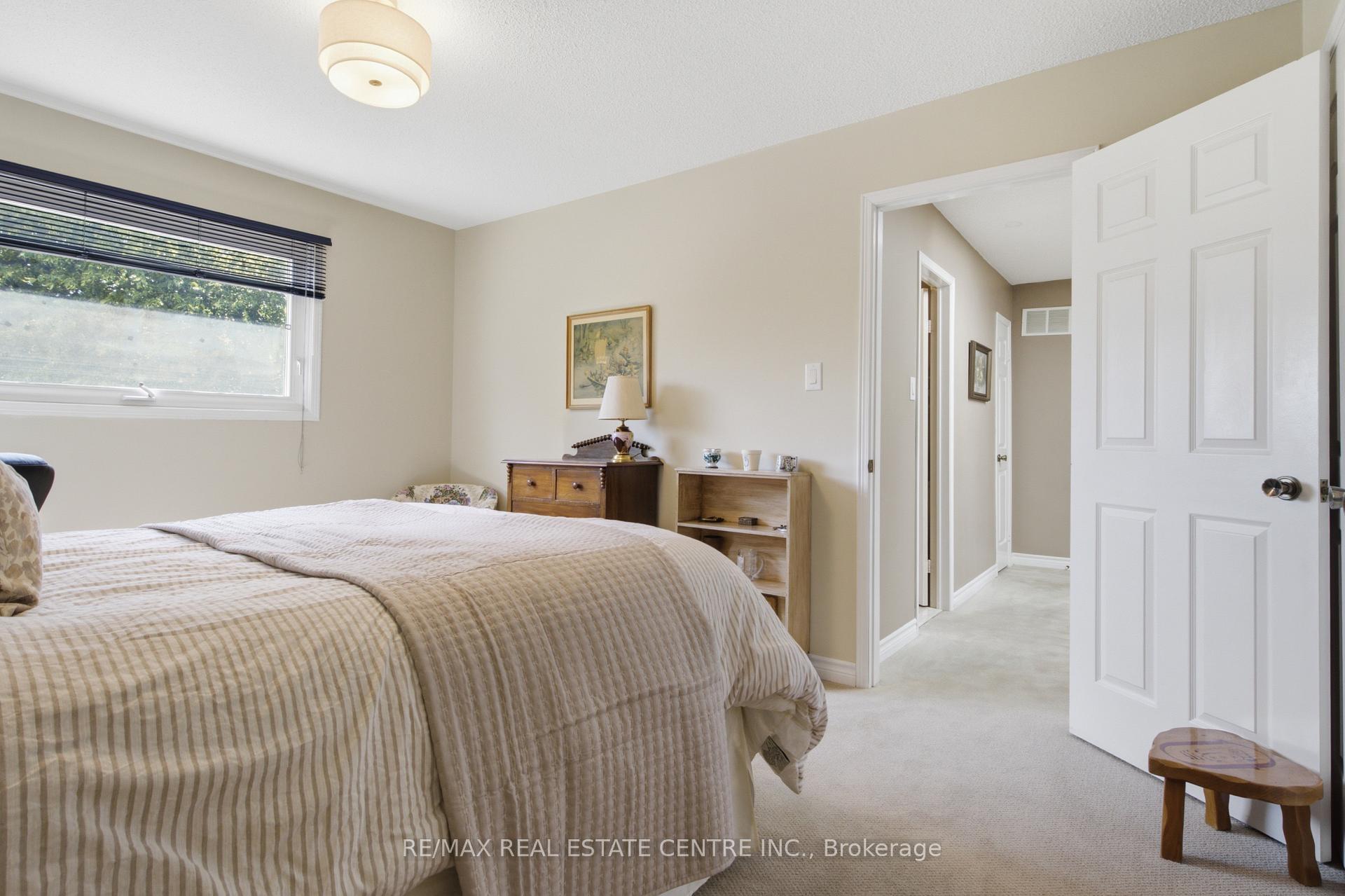 Photo 29 of 23 Deer Valley Drive, Caledon, Bolton West — HOMEH