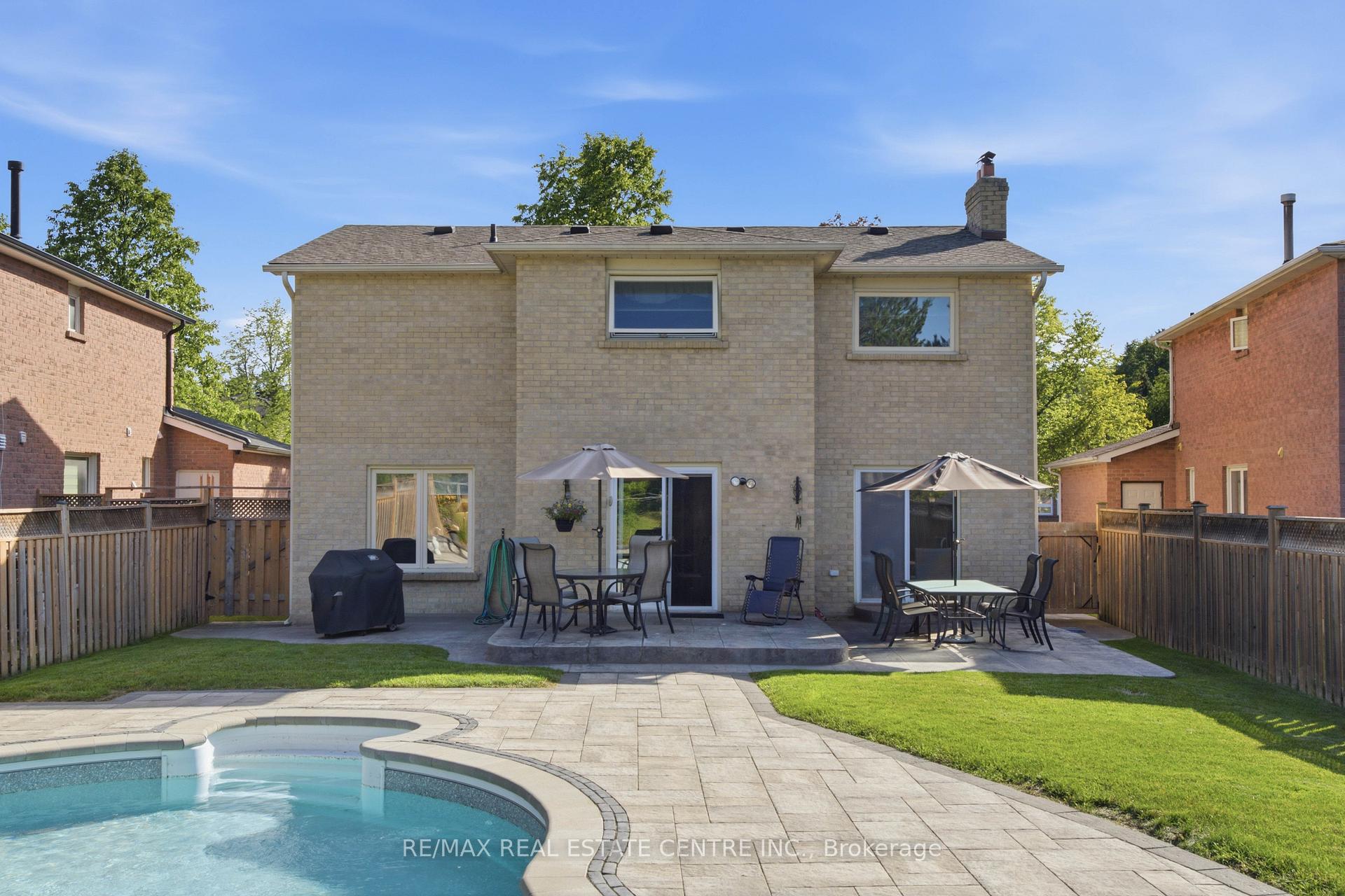 Photo 41 of 23 Deer Valley Drive, Caledon, Bolton West — HOMEH