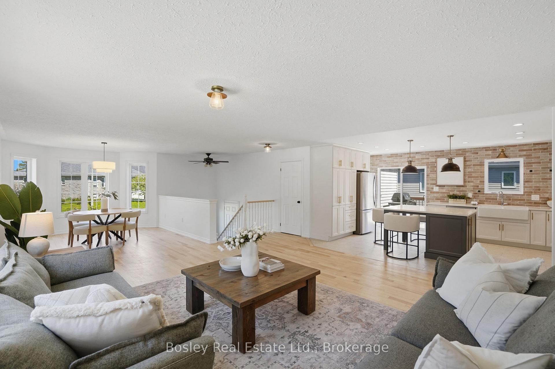 Photo 6 of 208 Lamont Court, Clearview, Stayner — HOMEH