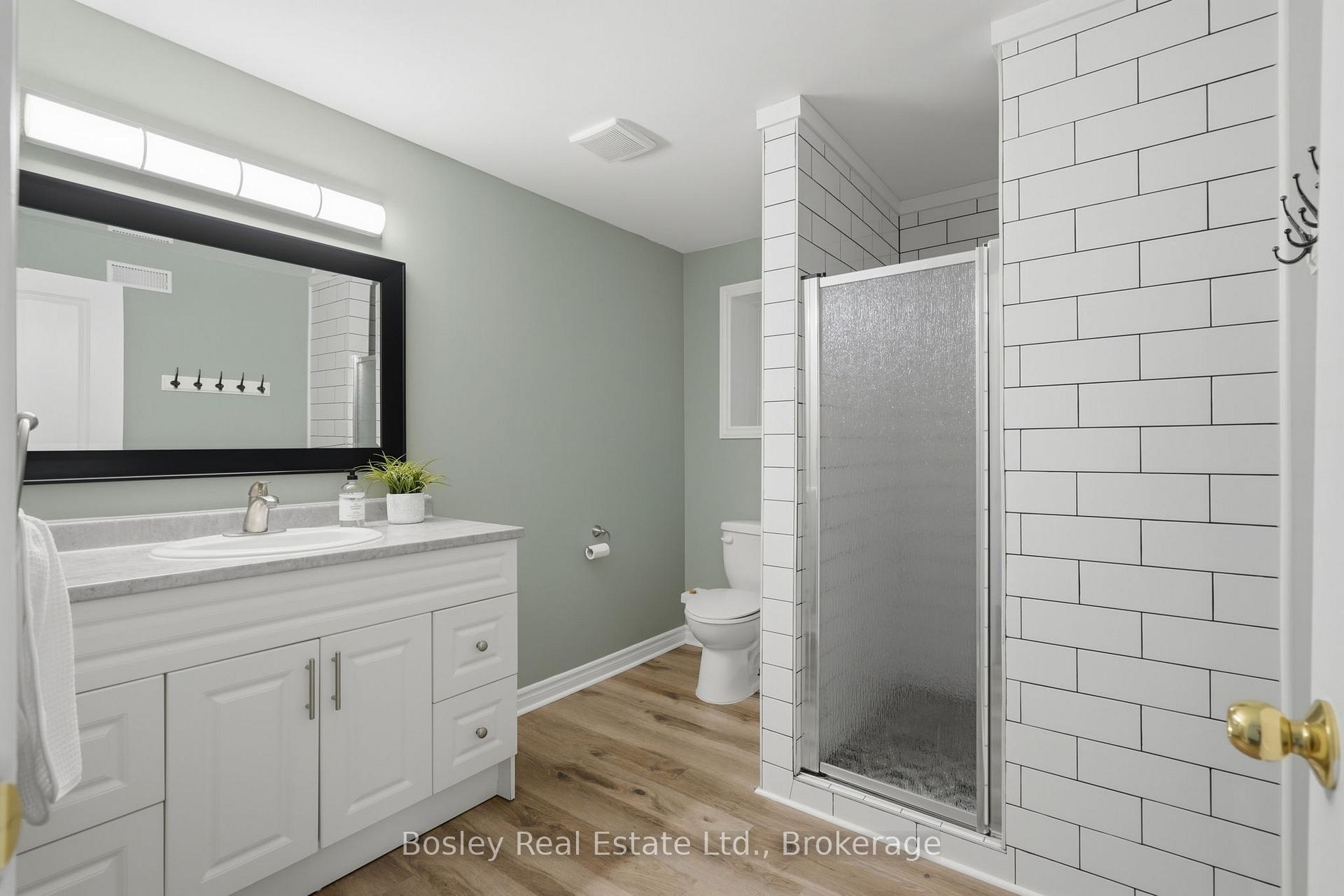 Photo 27 of 208 Lamont Court, Clearview, Stayner — HOMEH