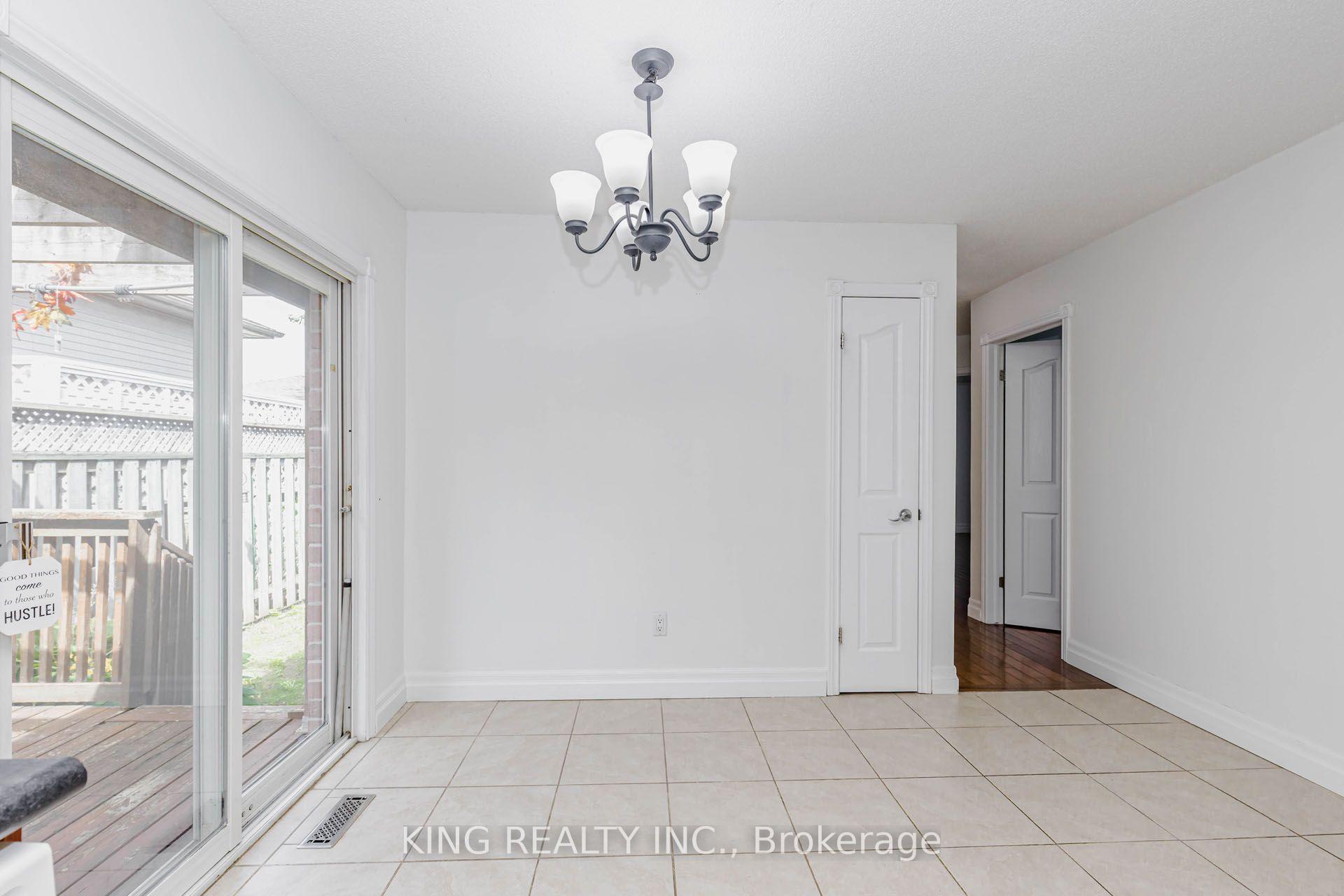 Photo 14 of 1738 Marconi Boulevard, London, East I — HOMEH