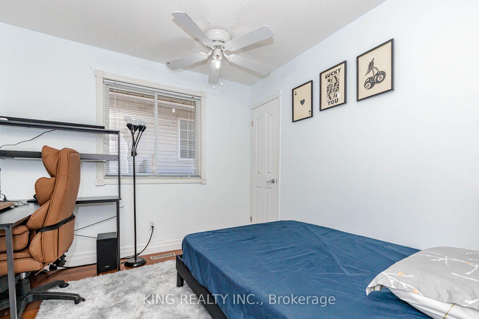 Photo 34 of 1738 Marconi Boulevard, London, East I — HOMEH