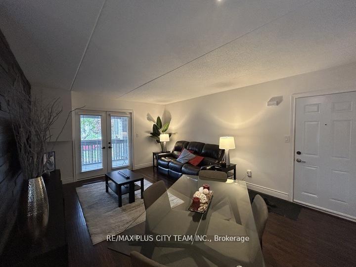 Photo 3 of Unit 220, 2030 Cleaver Avenue, Burlington, Headon — HOMEH