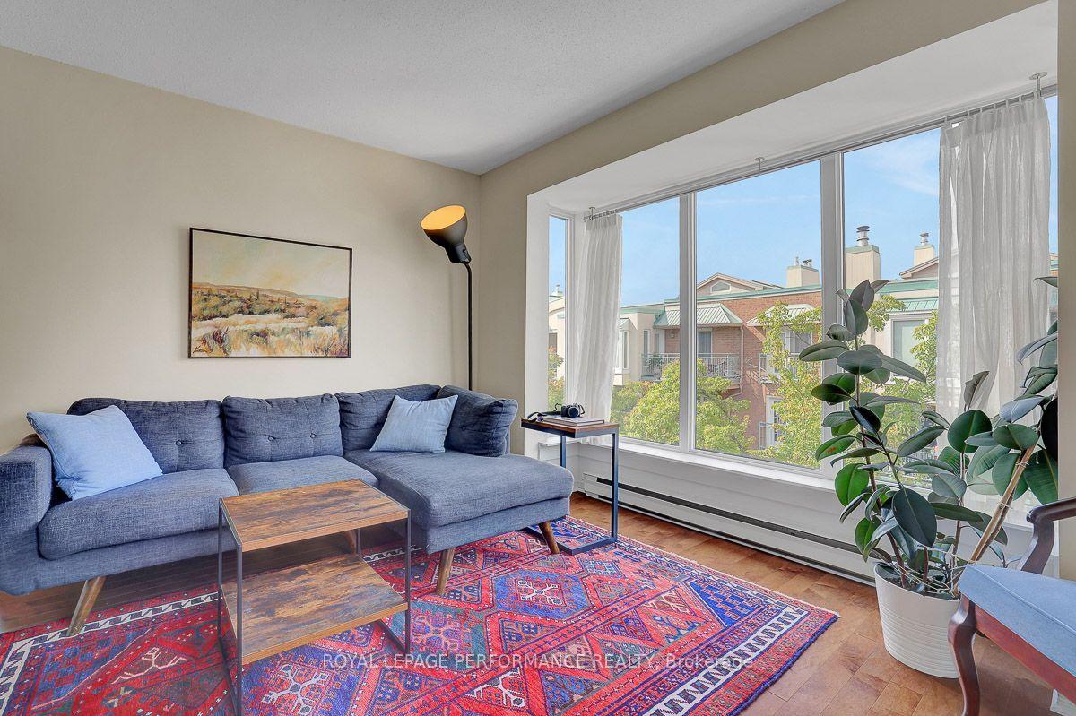 Photo 14 of Unit 401D, 1 Columbus Avenue, Ottawa, Overbrook — HOMEH