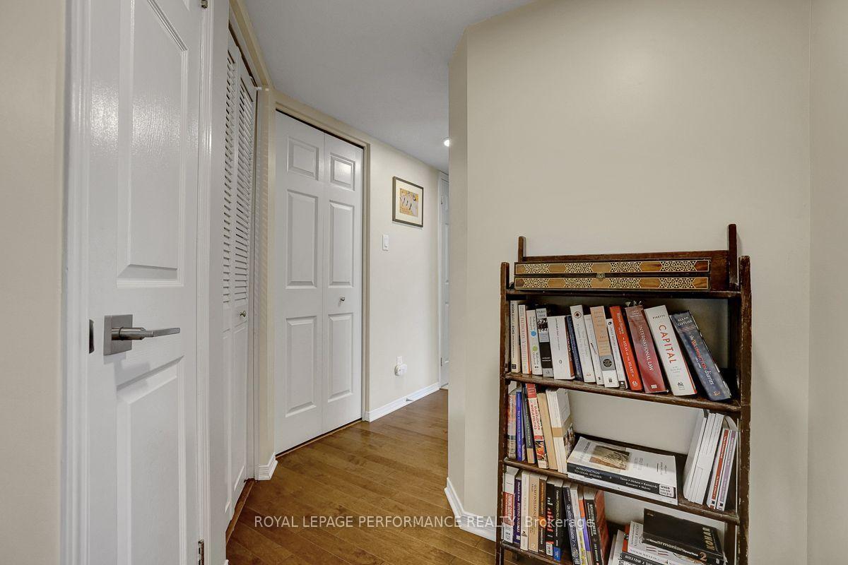 Photo 27 of Unit 401D, 1 Columbus Avenue, Ottawa, Overbrook — HOMEH