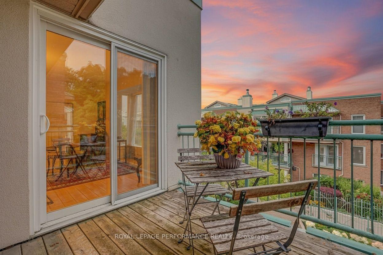 Photo 30 of Unit 401D, 1 Columbus Avenue, Ottawa, Overbrook — HOMEH