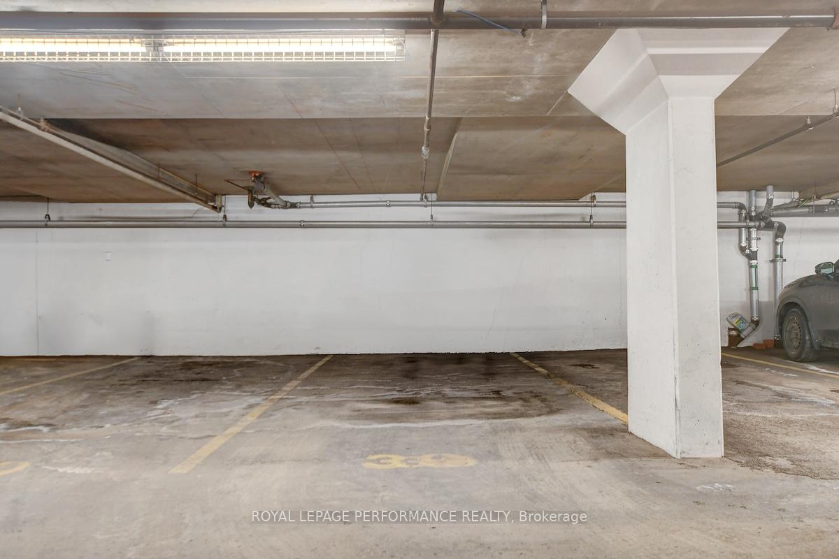 Photo 32 of Unit 401D, 1 Columbus Avenue, Ottawa, Overbrook — HOMEH
