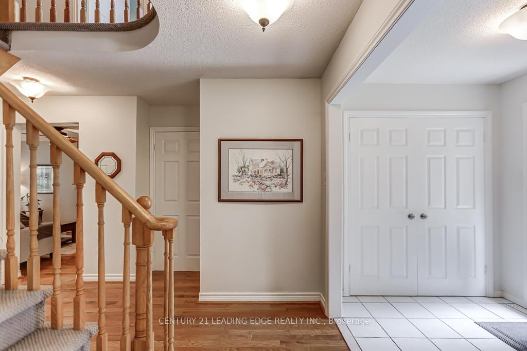 Photo 6 of 128 Reeve Drive, Markham, Markham Village — HOMEH