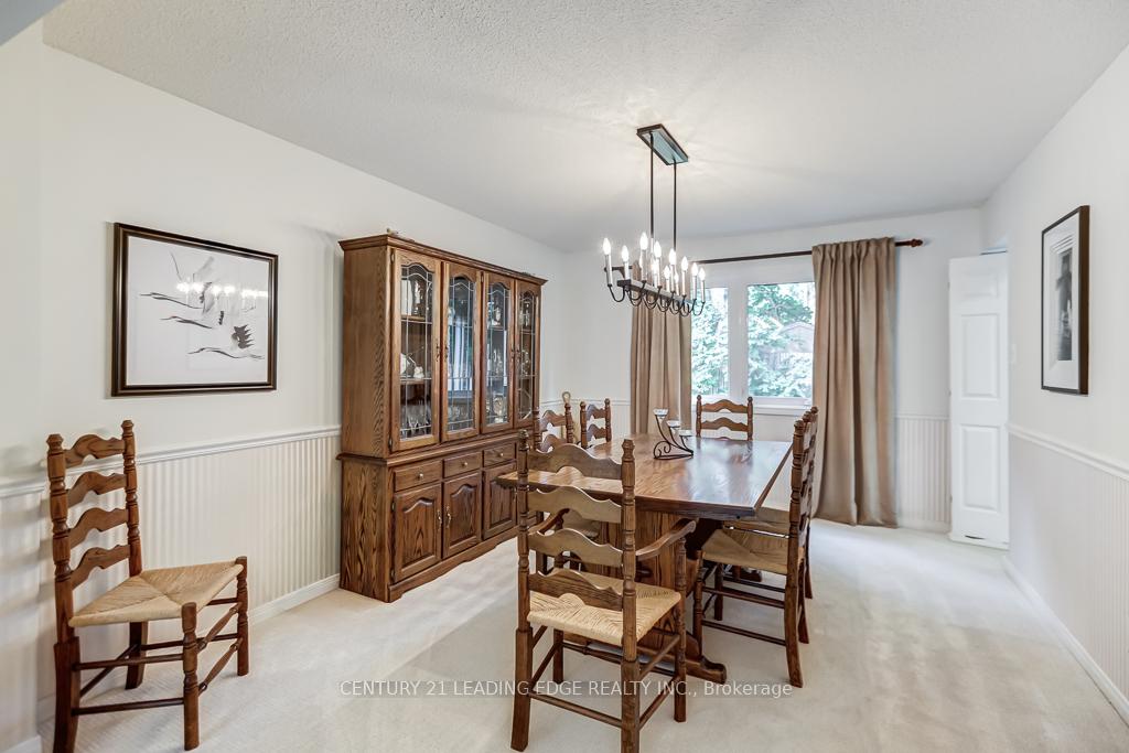Photo 12 of 128 Reeve Drive, Markham, Markham Village — HOMEH