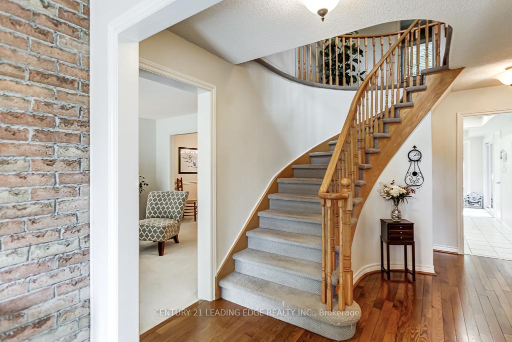 Photo 21 of 128 Reeve Drive, Markham, Markham Village — HOMEH