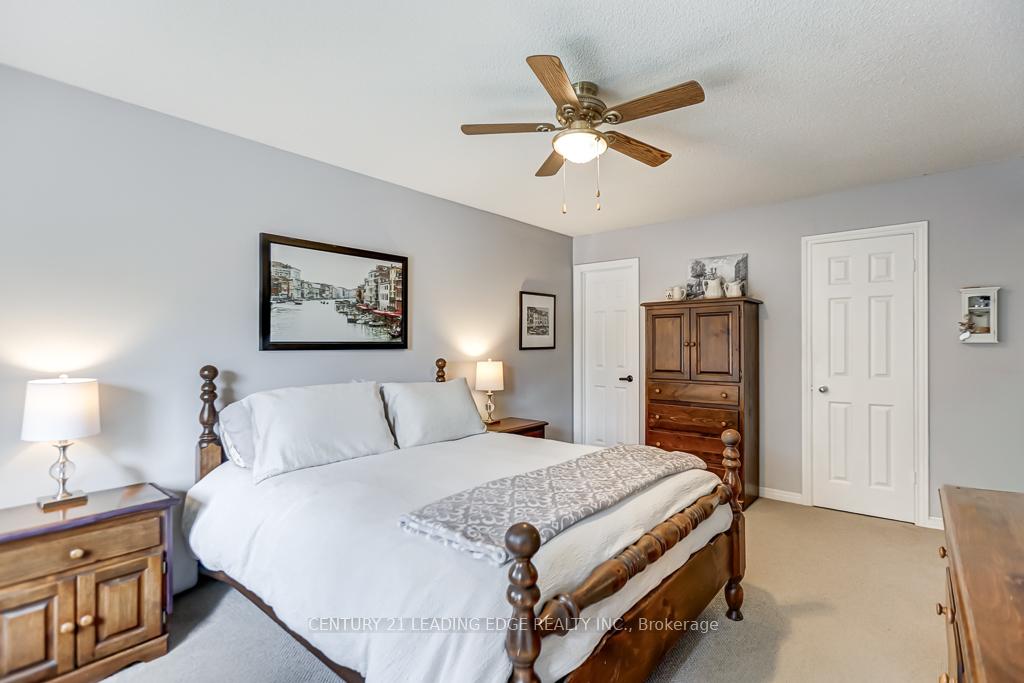 Photo 23 of 128 Reeve Drive, Markham, Markham Village — HOMEH