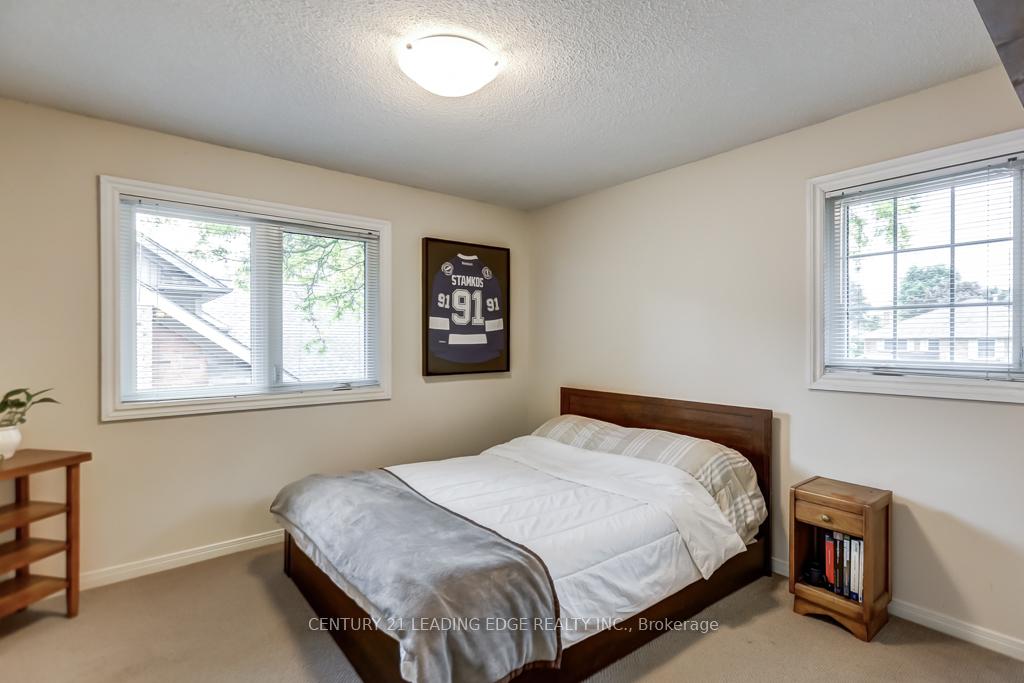 Photo 27 of 128 Reeve Drive, Markham, Markham Village — HOMEH