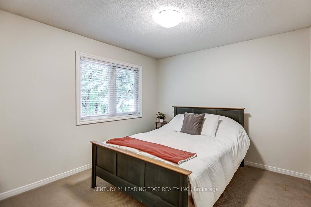 Photo 28 of 128 Reeve Drive, Markham, Markham Village — HOMEH