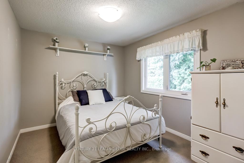 Photo 29 of 128 Reeve Drive, Markham, Markham Village — HOMEH