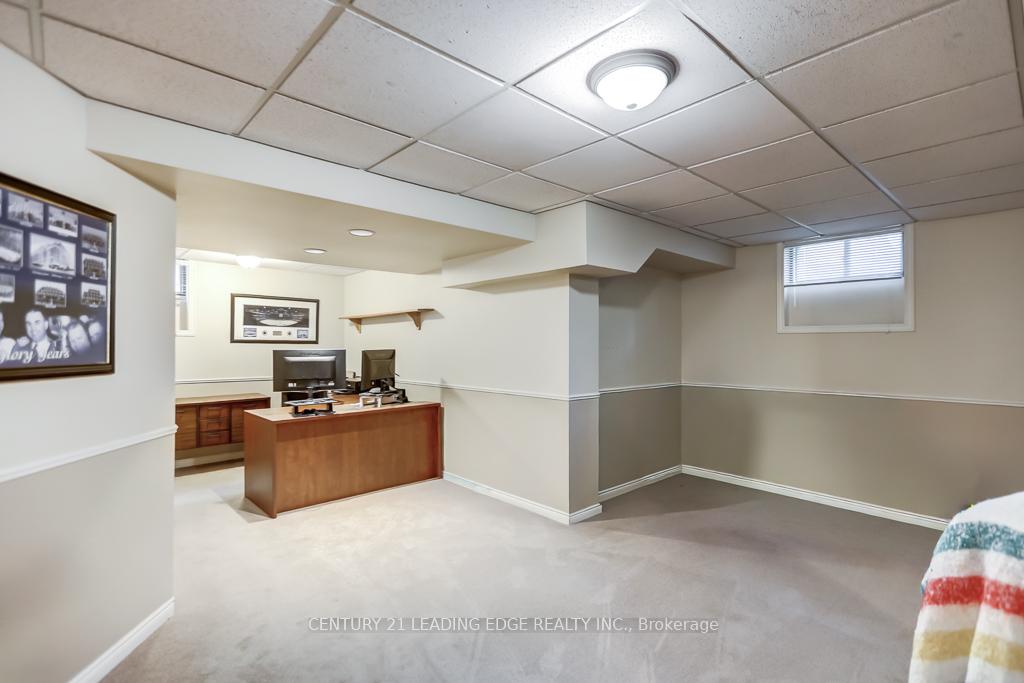 Photo 33 of 128 Reeve Drive, Markham, Markham Village — HOMEH