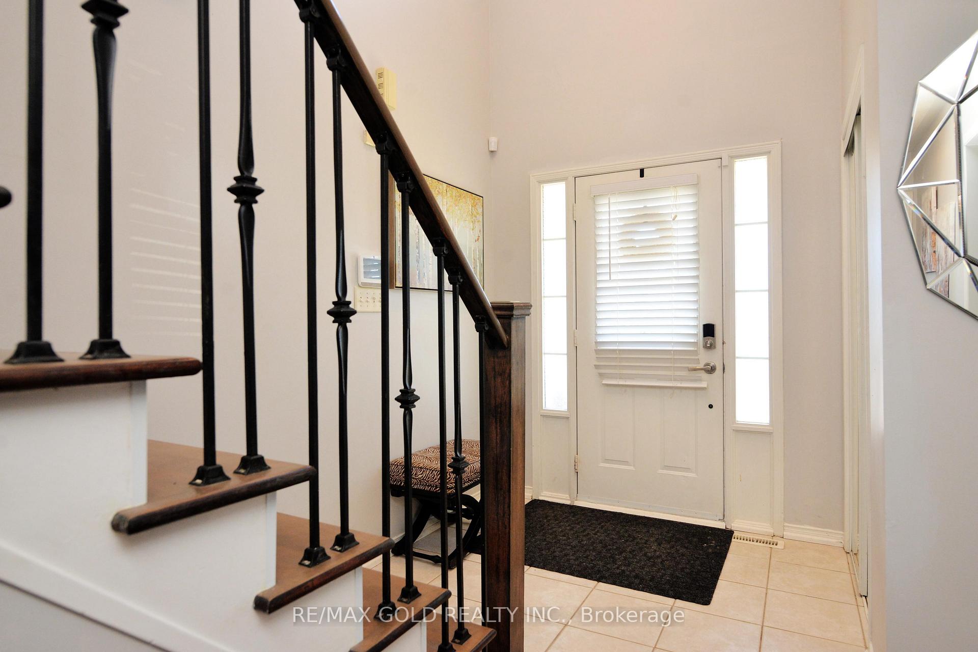 Photo 3 of 1199 Andrade Lane, Innisfil, Alcona — HOMEH