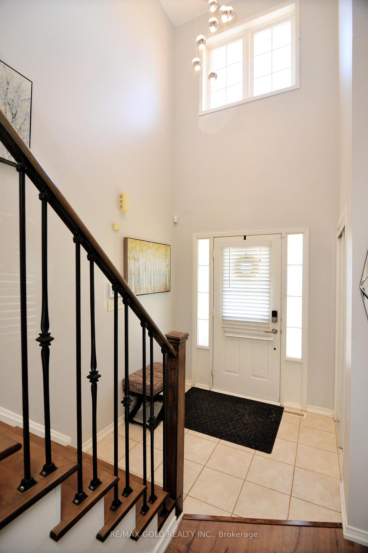 Photo 4 of 1199 Andrade Lane, Innisfil, Alcona — HOMEH