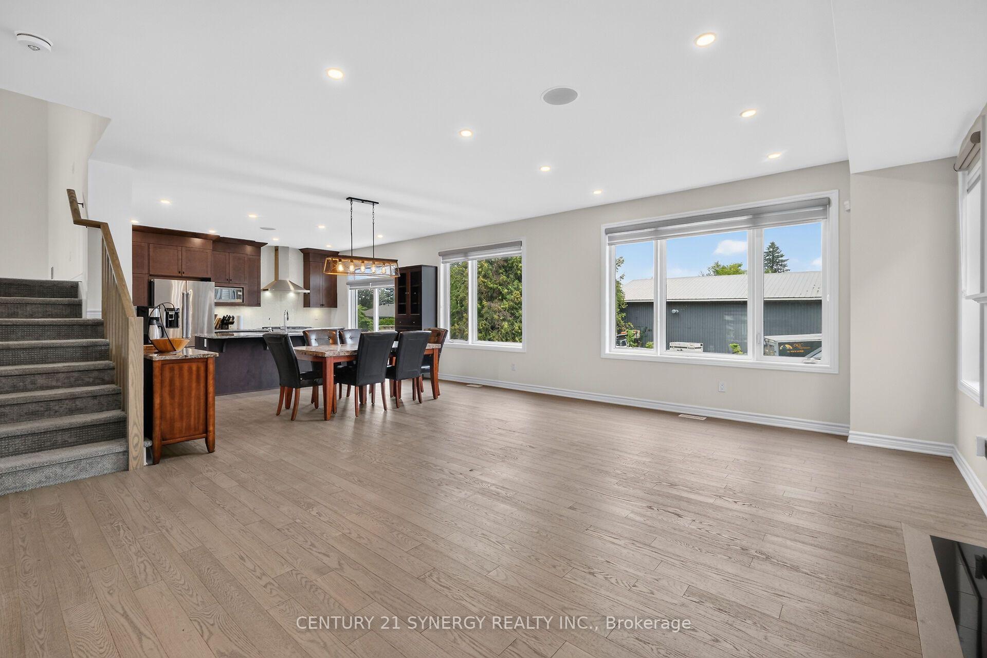 Photo 10 of 124 Des Aubrais Crescent, Ottawa, Chapel Hill South - Orleans Village — HOMEH