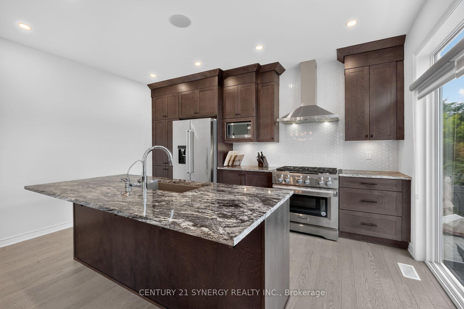 Photo 14 of 124 Des Aubrais Crescent, Ottawa, Chapel Hill South - Orleans Village — HOMEH