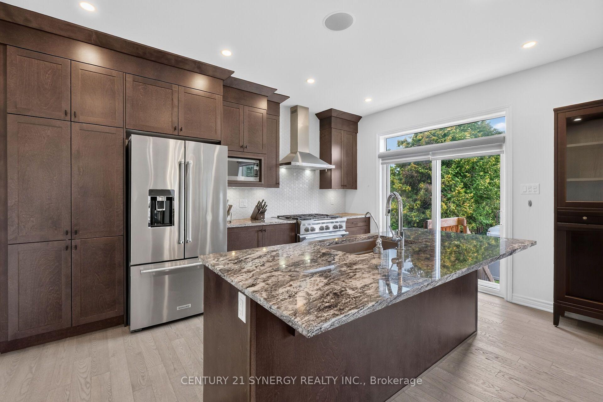 Photo 18 of 124 Des Aubrais Crescent, Ottawa, Chapel Hill South - Orleans Village — HOMEH