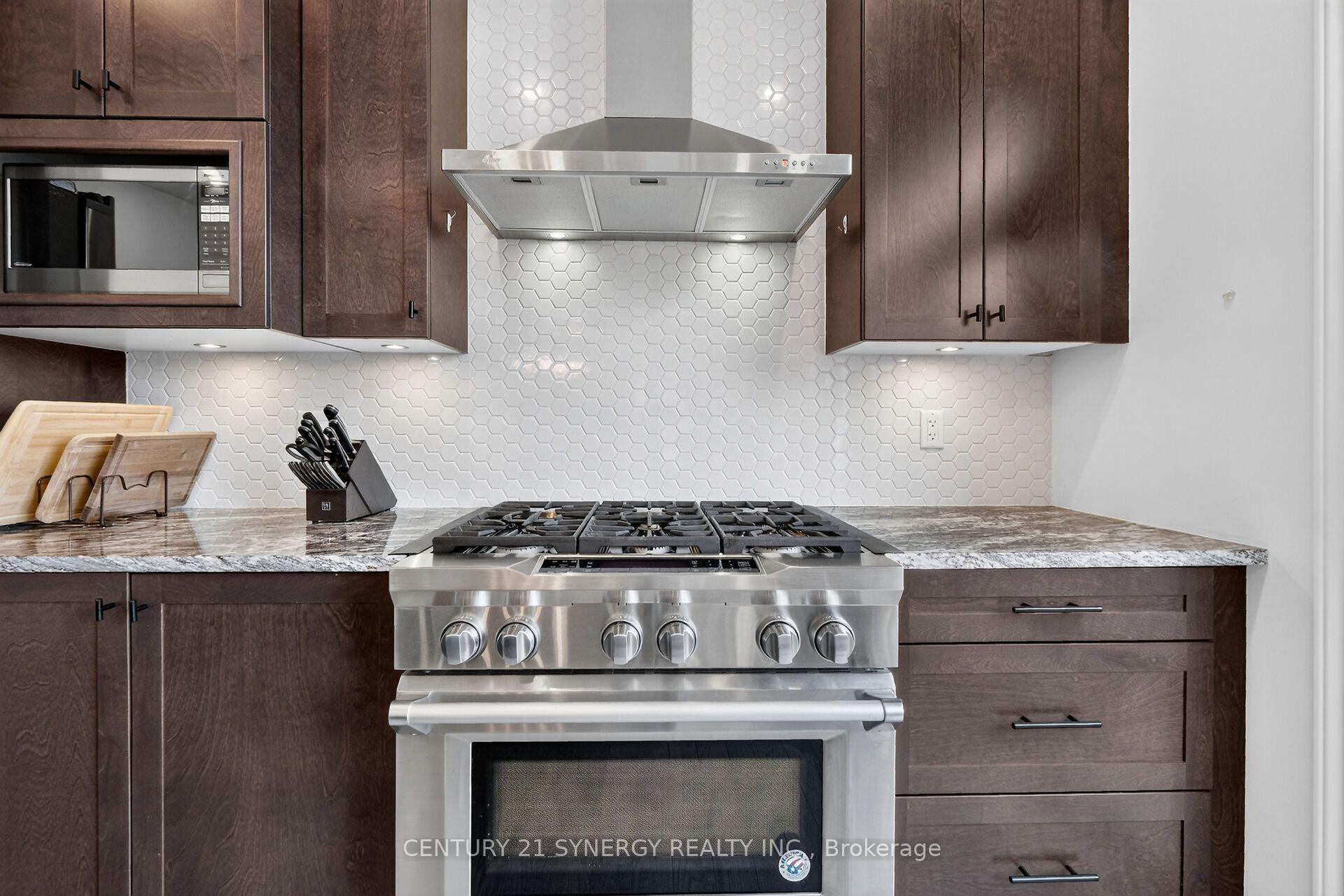 Photo 20 of 124 Des Aubrais Crescent, Ottawa, Chapel Hill South - Orleans Village — HOMEH
