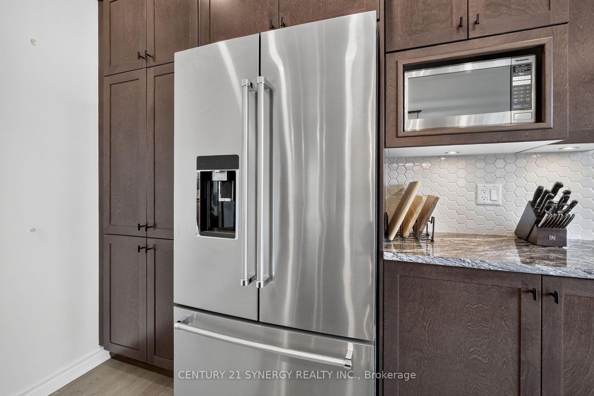 Photo 21 of 124 Des Aubrais Crescent, Ottawa, Chapel Hill South - Orleans Village — HOMEH