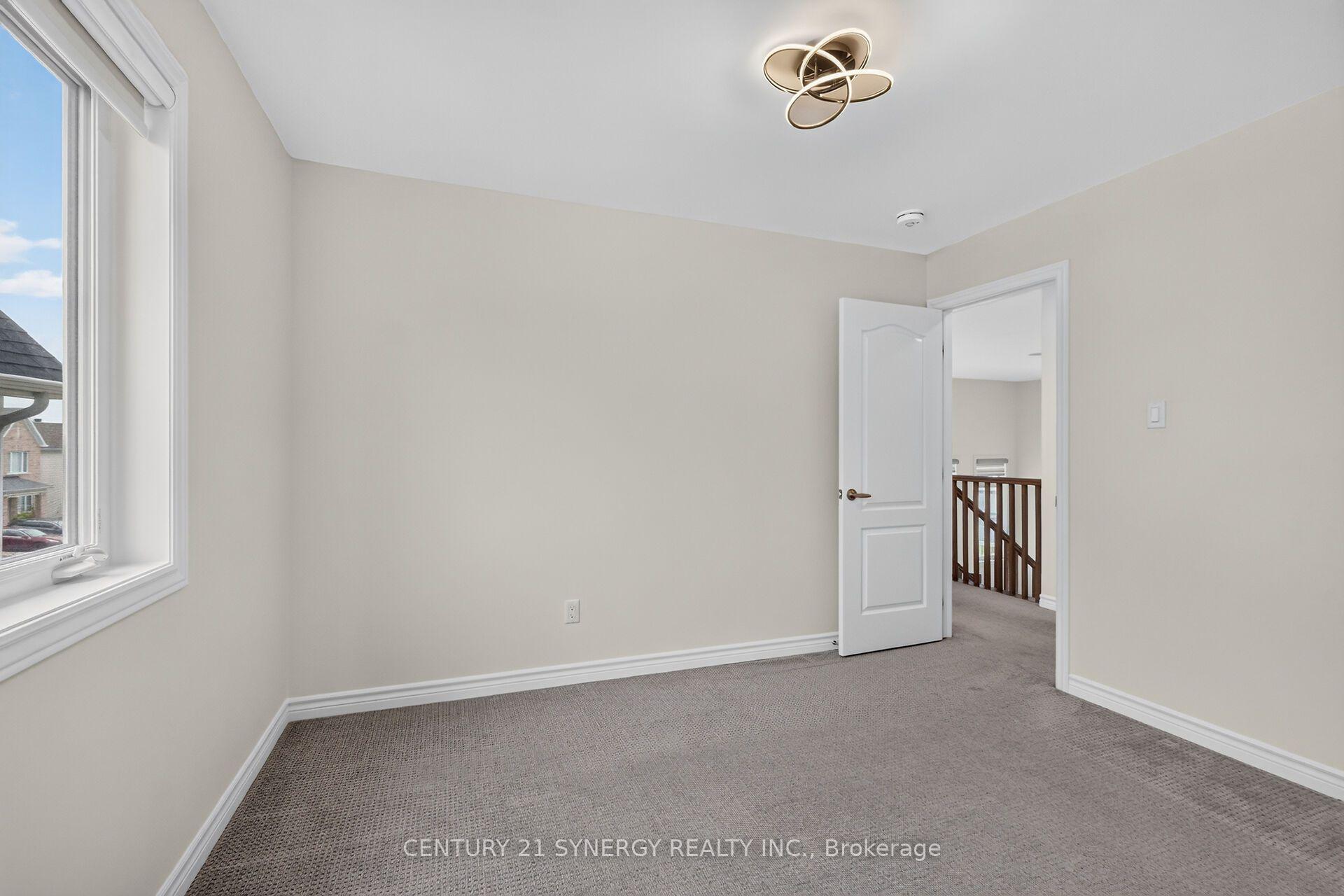 Photo 28 of 124 Des Aubrais Crescent, Ottawa, Chapel Hill South - Orleans Village — HOMEH