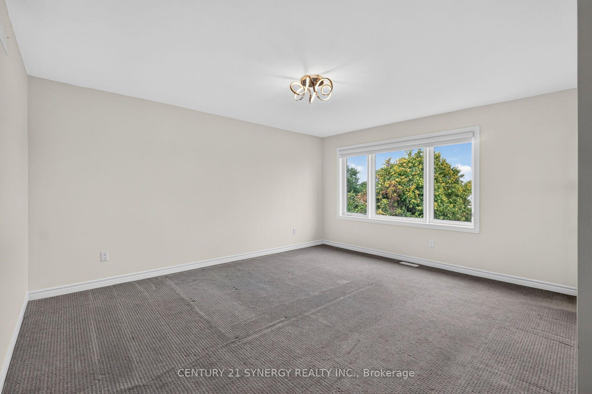 Photo 31 of 124 Des Aubrais Crescent, Ottawa, Chapel Hill South - Orleans Village — HOMEH