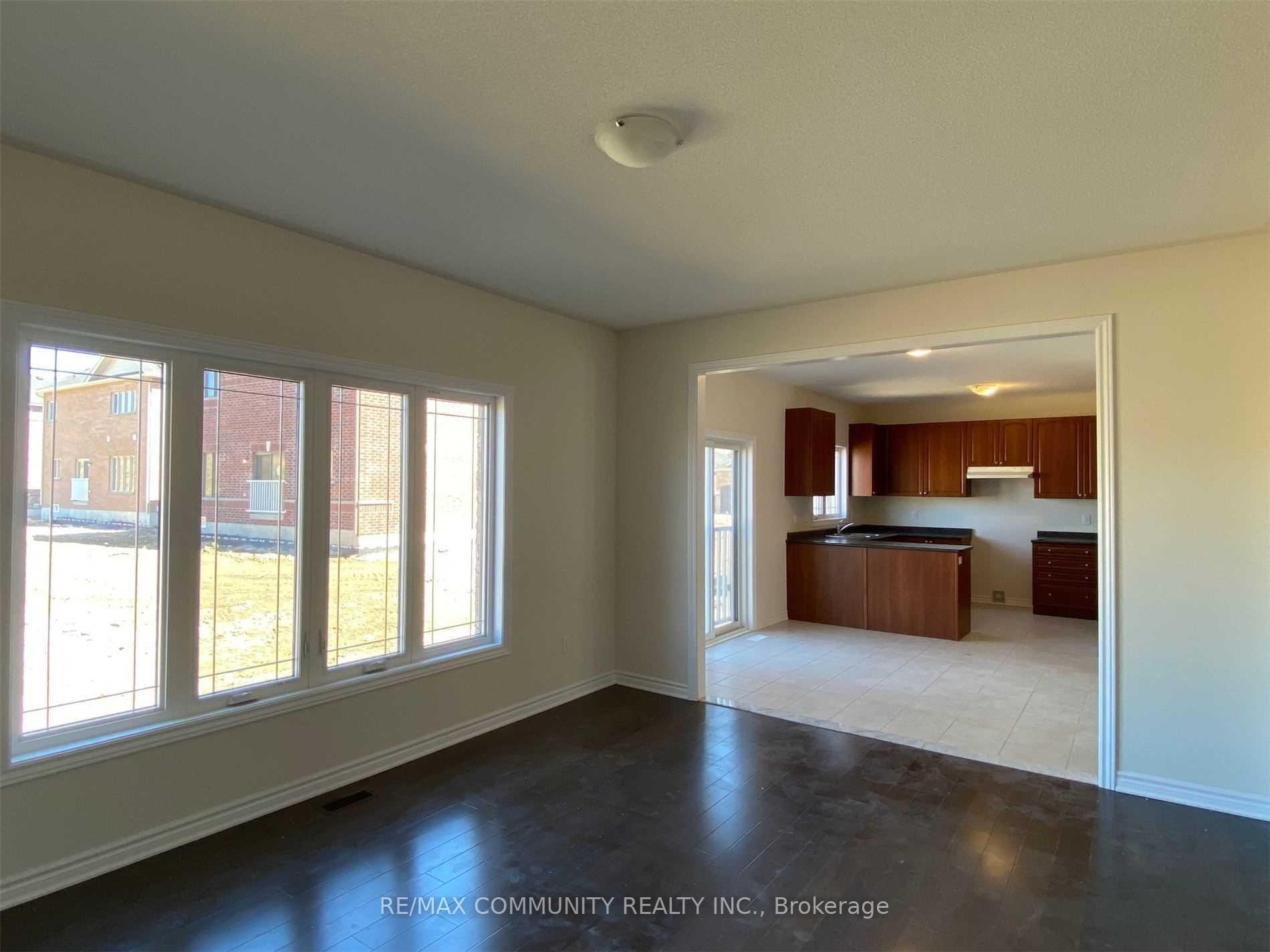 Photo 5 of 9 Stoddart Street, Brock, Beaverton — HOMEH