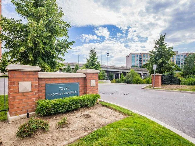 Photo 2 of Unit 201, 73 King William Crescent, Richmond Hill, Langstaff — HOMEH