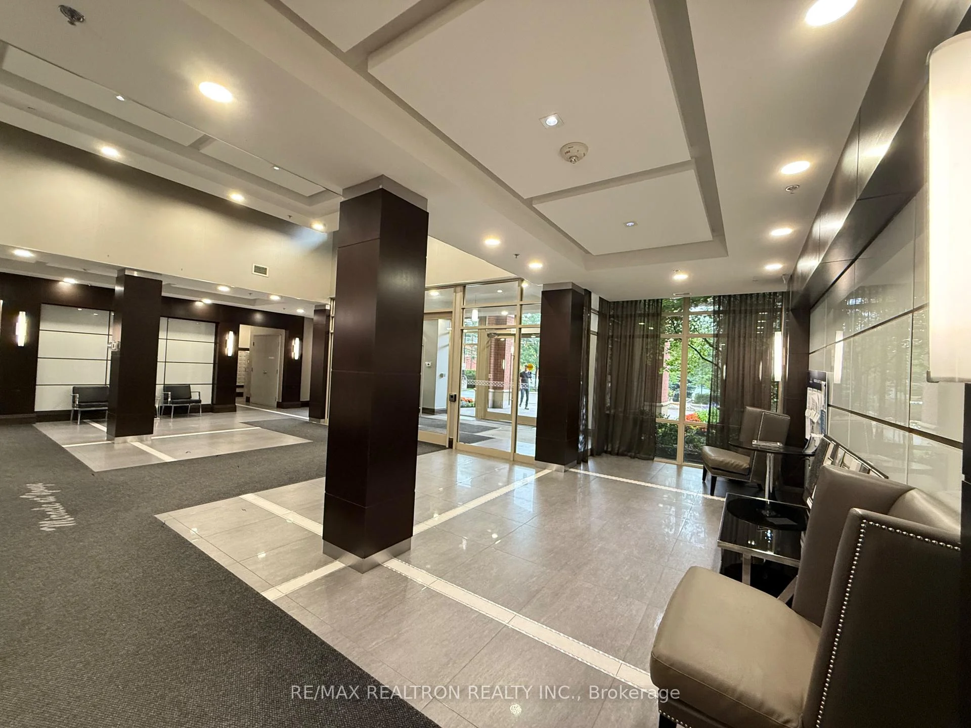 Photo 8 of Unit 201, 73 King William Crescent, Richmond Hill, Langstaff — HOMEH