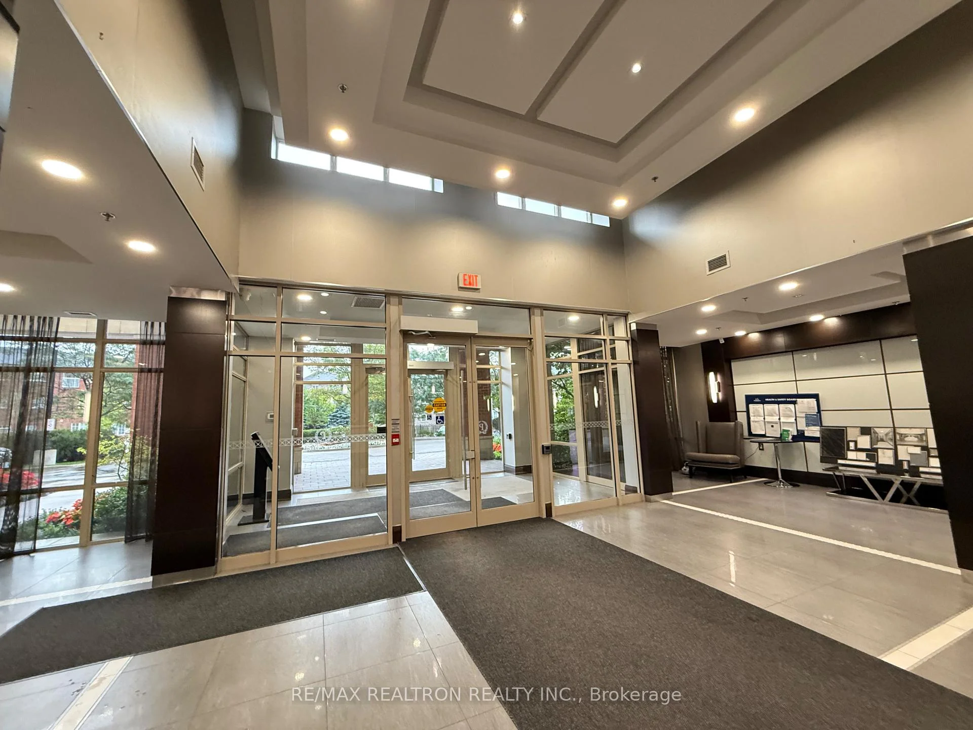 Photo 14 of Unit 201, 73 King William Crescent, Richmond Hill, Langstaff — HOMEH