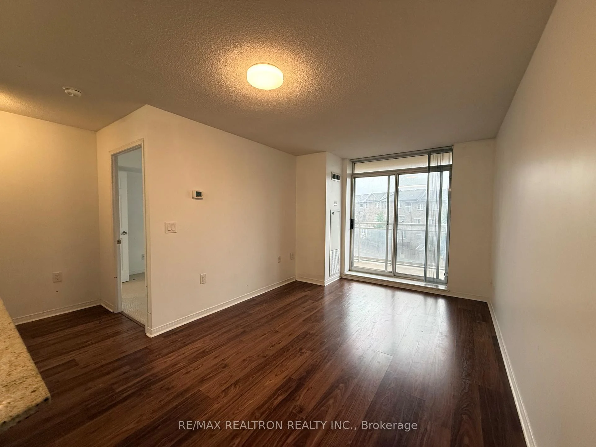 Photo 15 of Unit 201, 73 King William Crescent, Richmond Hill, Langstaff — HOMEH