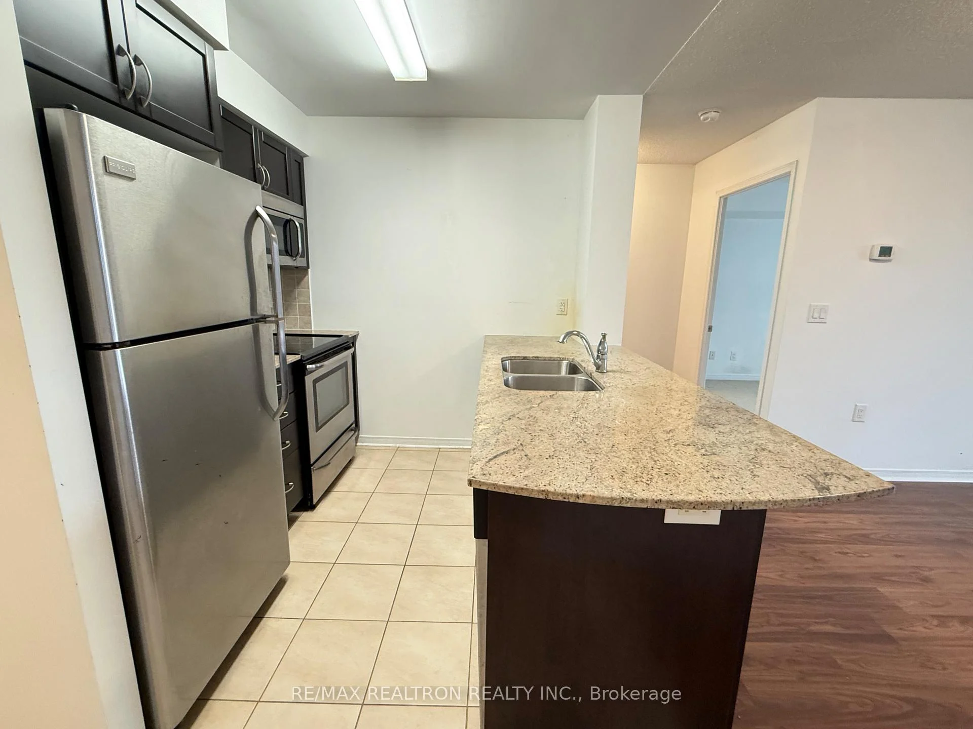Photo 26 of Unit 201, 73 King William Crescent, Richmond Hill, Langstaff — HOMEH