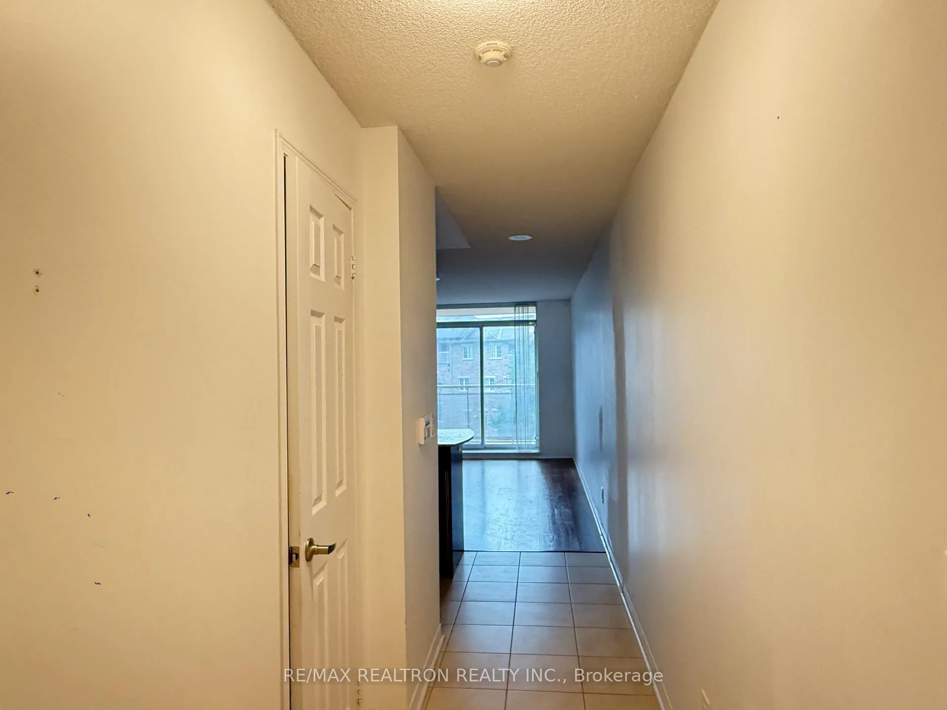 Photo 31 of Unit 201, 73 King William Crescent, Richmond Hill, Langstaff — HOMEH