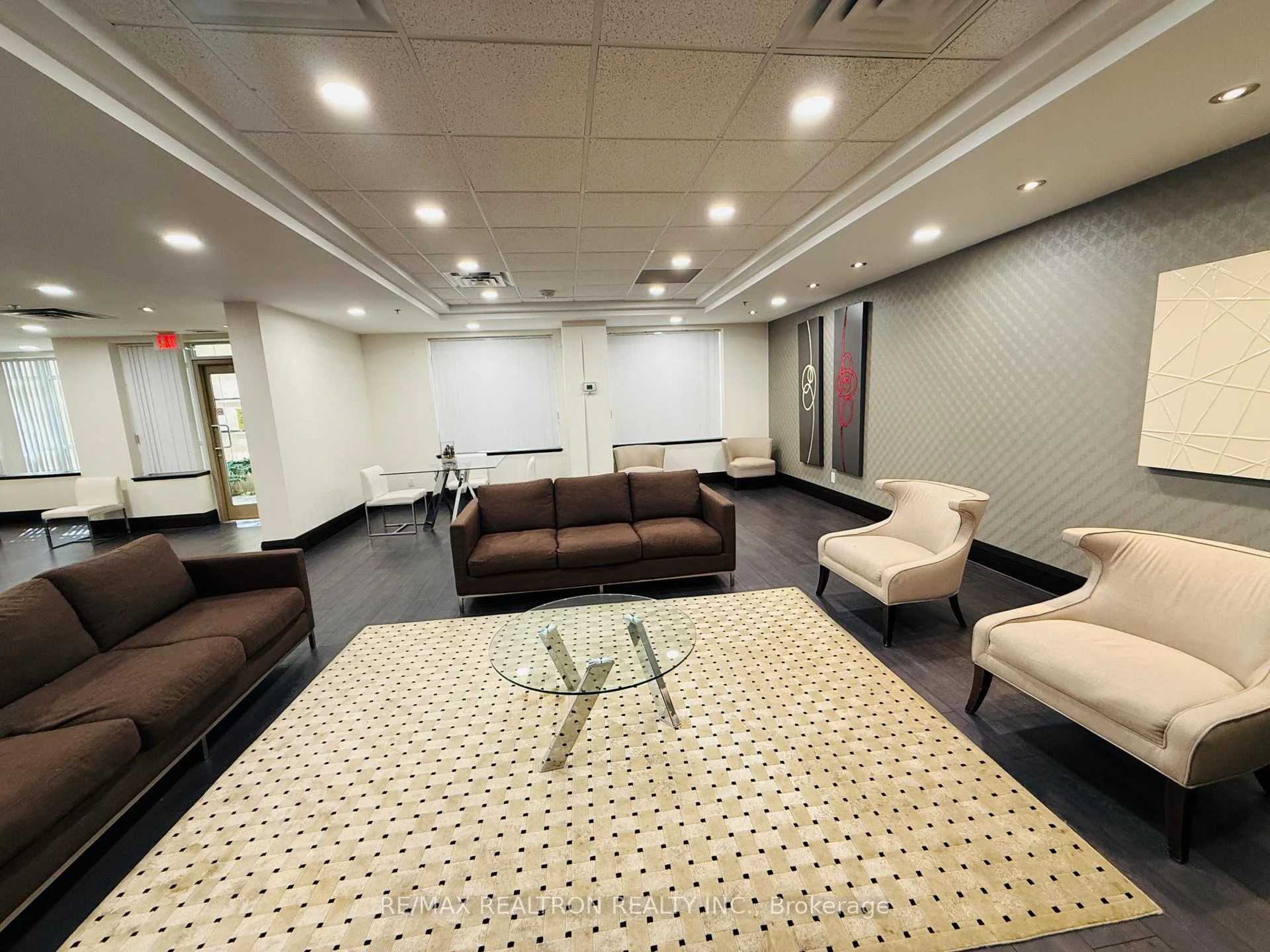 Photo 36 of Unit 201, 73 King William Crescent, Richmond Hill, Langstaff — HOMEH